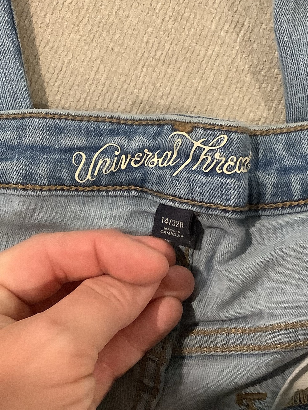 Universal Thread Light Blue Skinny Jeans - Picture 4 of 4
